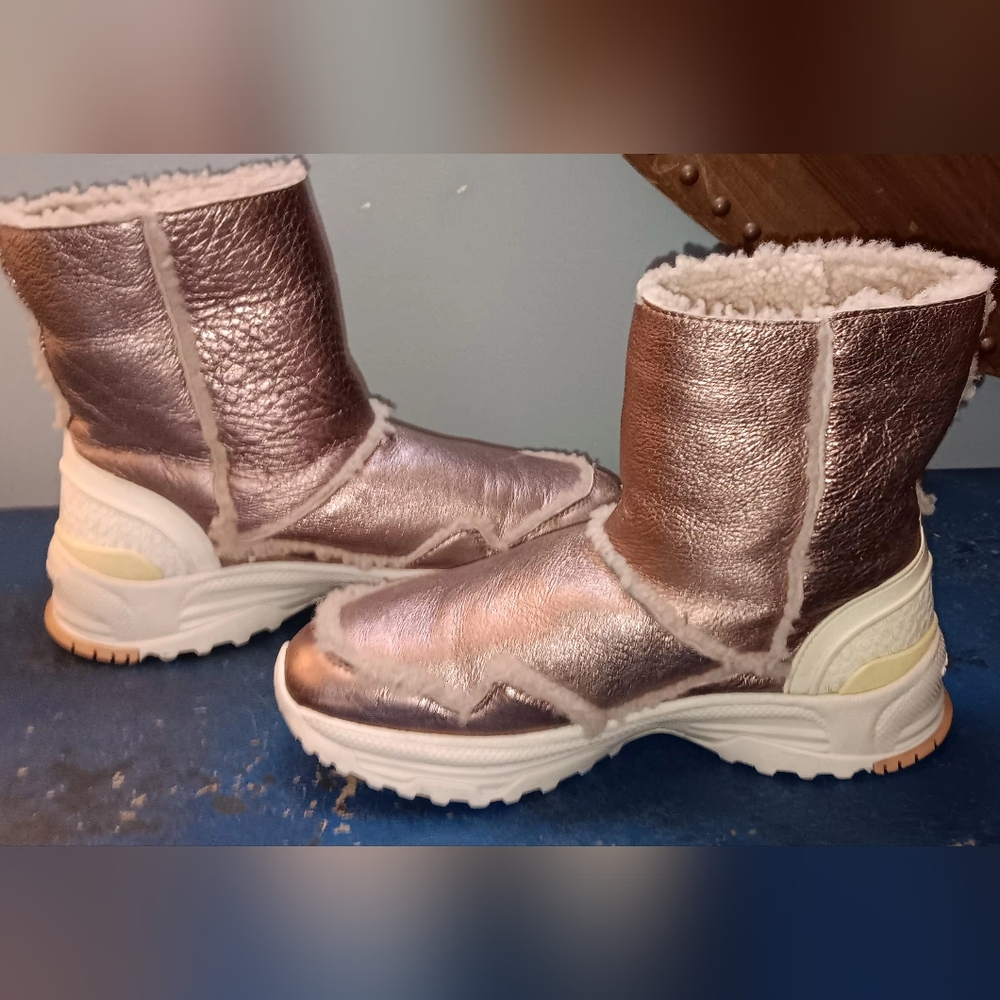 Coach shearling sneaker boot - Picture 3 of 5